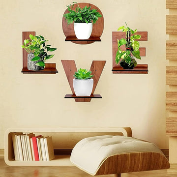 Wooden wall Love